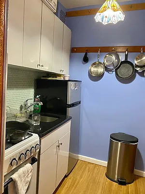 Rented by CJ Net Inc. | media 15