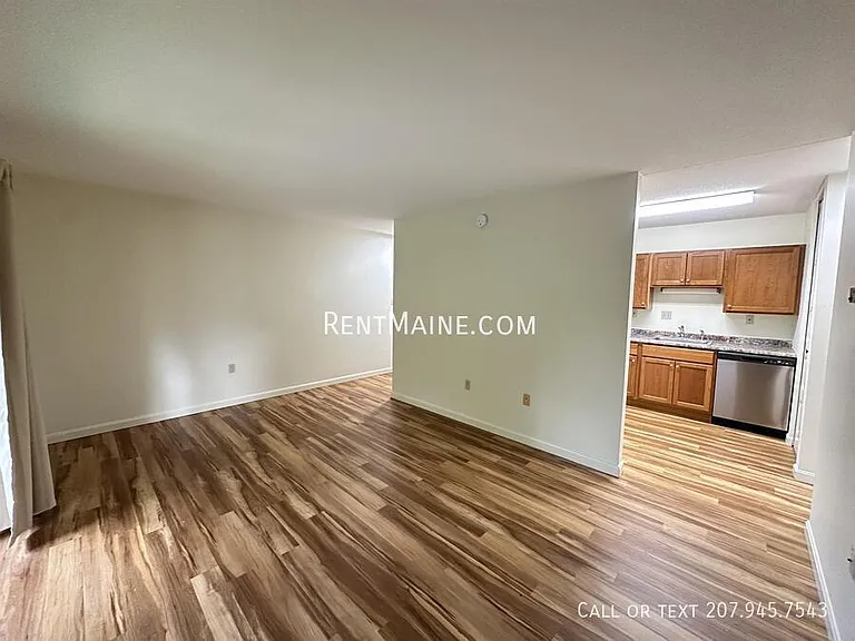 8G Longrale Park — Photo 5