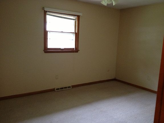 5th image of 2305 S Anderson St #2305