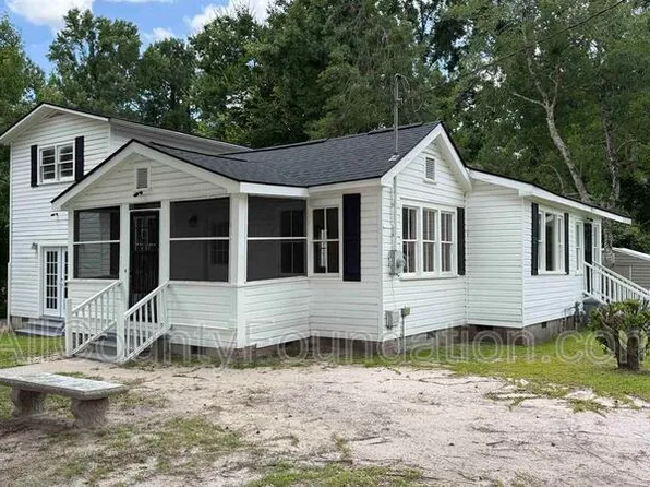 818 W 2nd North St, Summerville, SC 29483