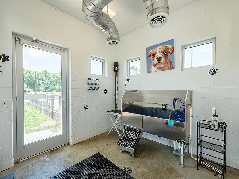 Lumen Apartments — Photo 14