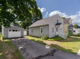 16 Washington St, Rochester, NH 03867