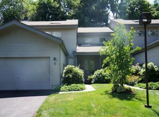 4 Brenthaven, Avon, CT 06001