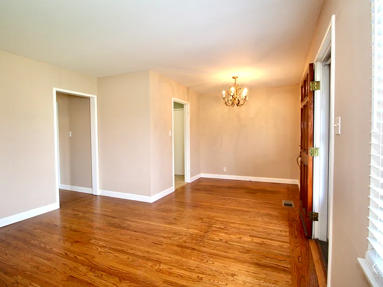 15539 Vassar Ave — Photo 6