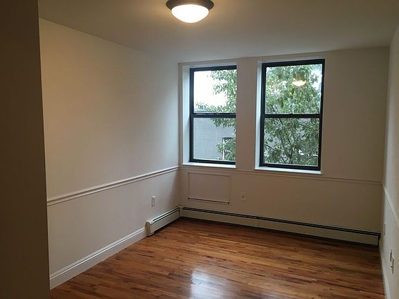 5th image of 260 Water St APT 4F
