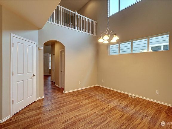 4th image of 5215 56th Ave SE