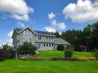 2708 Waters Rd, Amsterdam, NY 12010