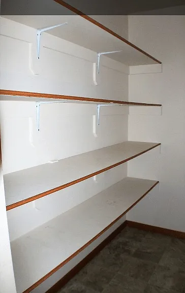 460 Cameron Way — Photo 21