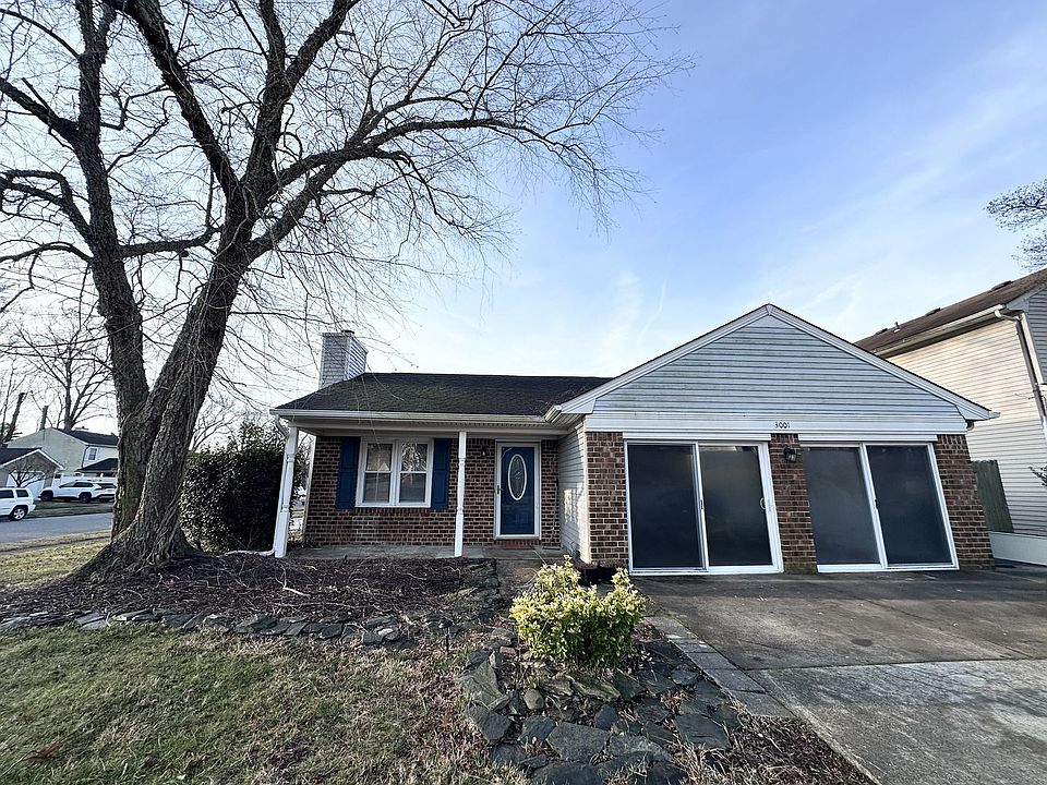 1st image of 3001 Glastonbury Dr
