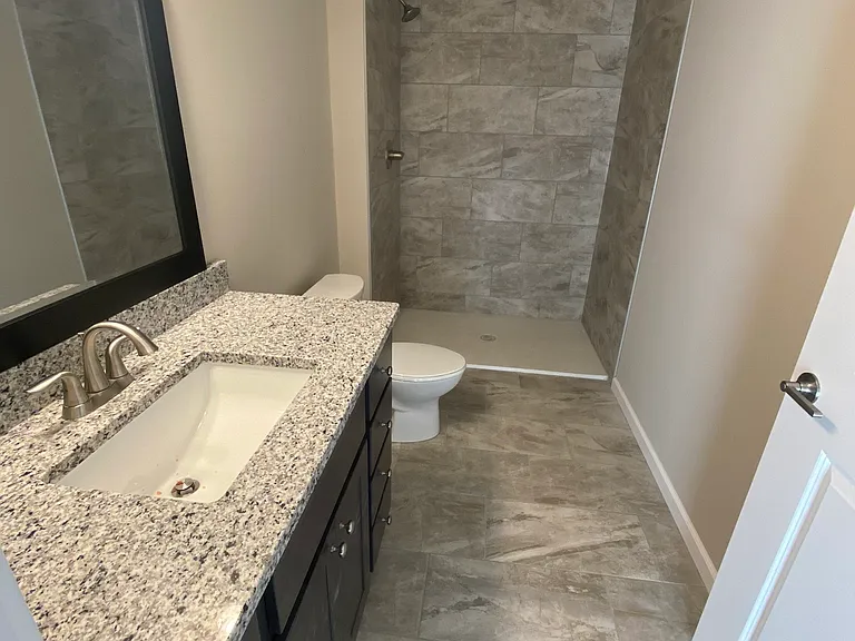 128 W Perry St #128 — Photo 12
