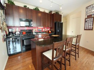 701 S Wells St APT 2702, Chicago, IL 60607