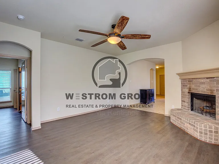 10953 Caldwell Ln — Photo 9