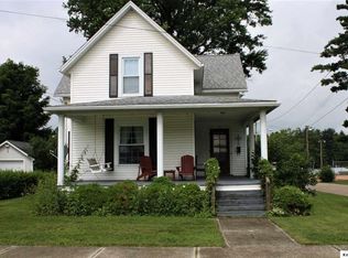 71 S Mulberry St, Fredericktown, OH 43019