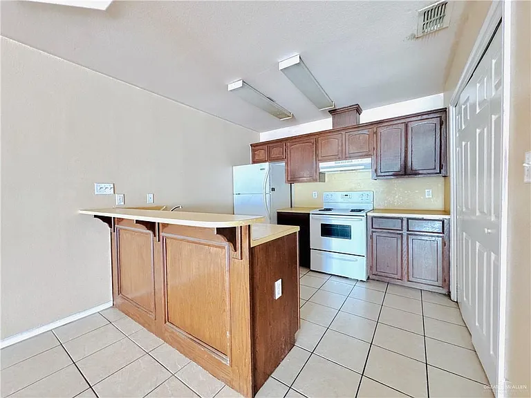 1409 Prosperity Dr #2-4 — Photo 16