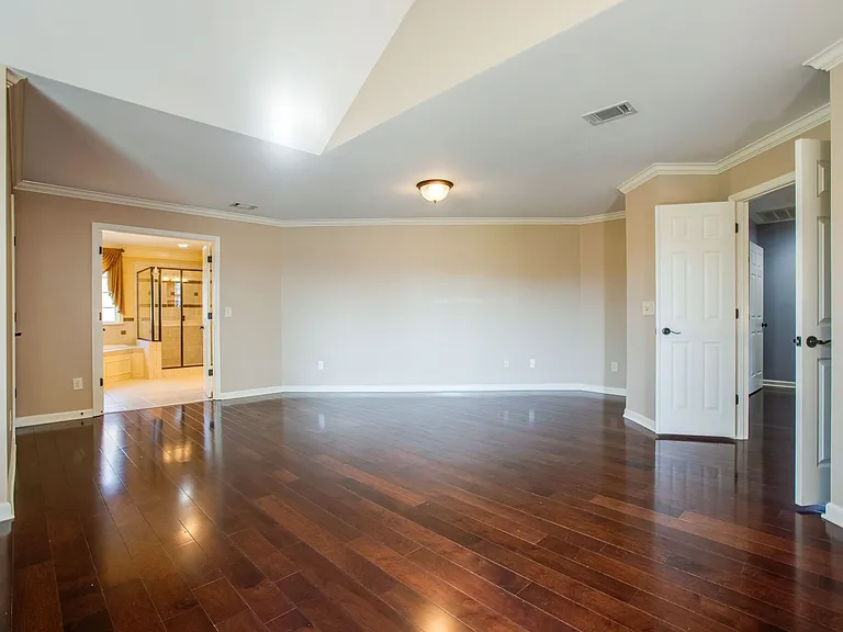 417 Gambrel Ct — Photo 12