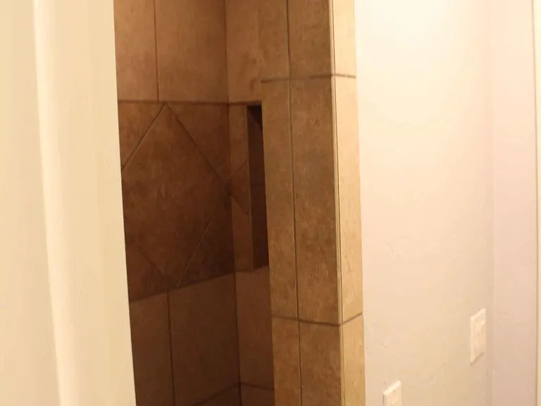 5101 N Hamilton Dr — Photo 14