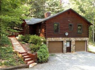 827 Etowah Dr, Ellijay, GA 30540