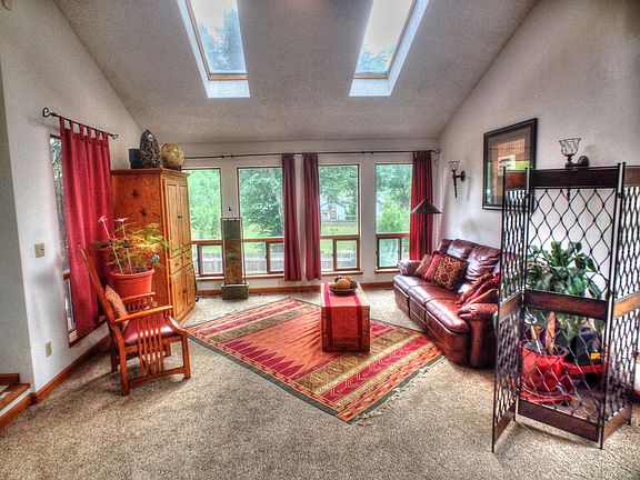 Main level living room