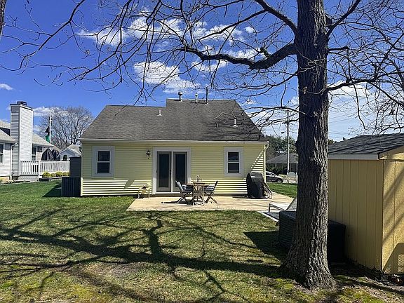5th image of 42 Mount Ararat Ln