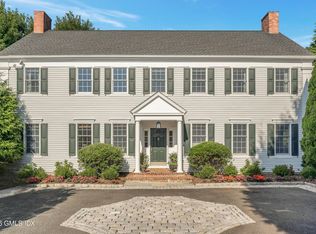 4 Mercia Ln, Greenwich, CT 06830