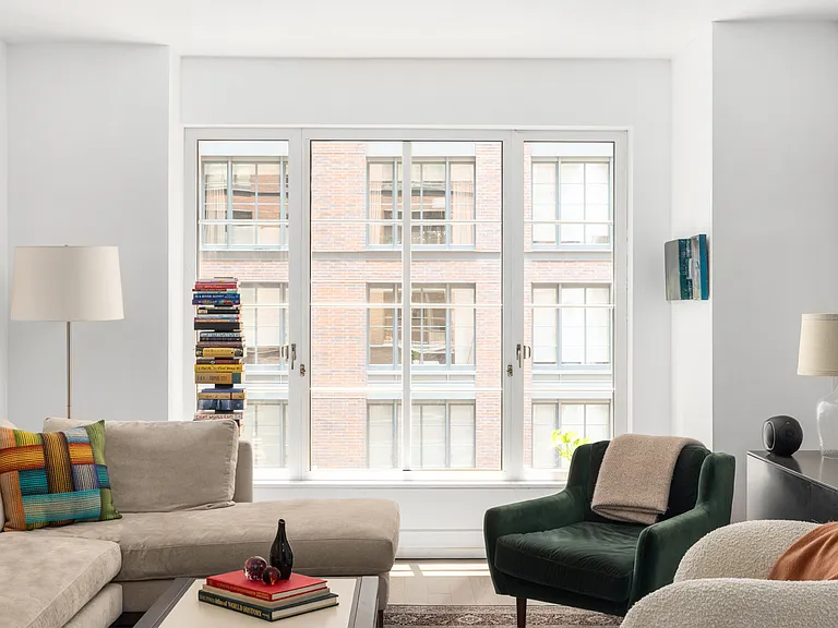 70 Charlton St #5C — Photo 5