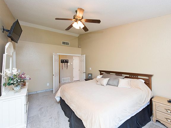5th image of 2860 W Redmond Dr