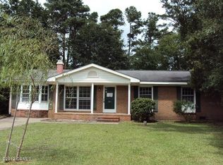 203 Stratford Rd, Havelock, NC 28532