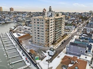 6101 Monmouth Ave APT 401, Ventnor City, NJ