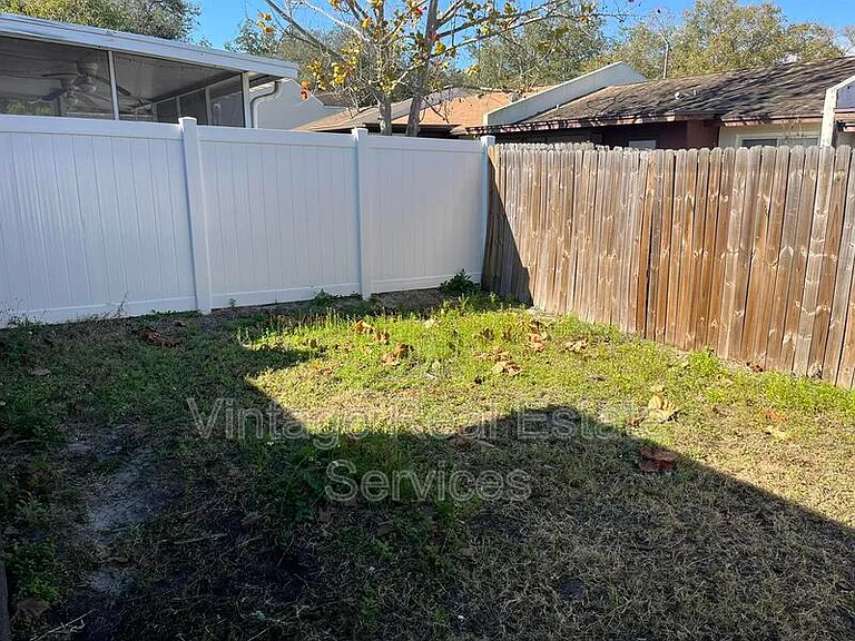 7708 Gulf Ct — Photo 21