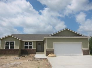 501 Prairie Meadow Rd, Saint George, KS 66535