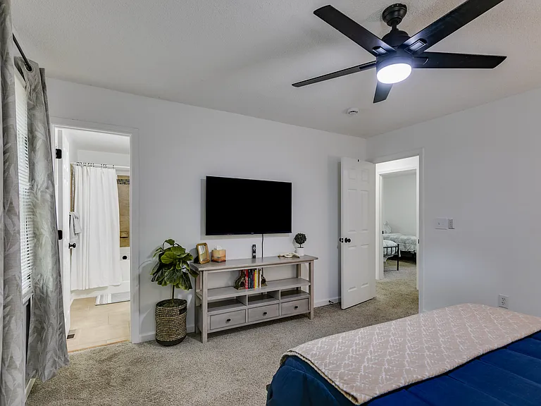 204 Wesley Mill Ln — Photo 18