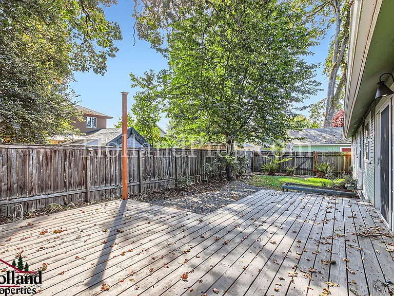 3257 NE Brogden St — Photo 26