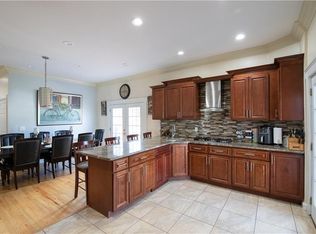 148 Fountain Ave, Cranston, RI 02920