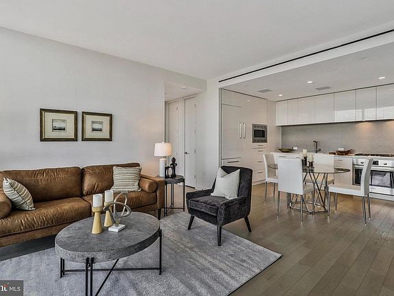 3rd image of 1111 24th St NW #Penthouse 107