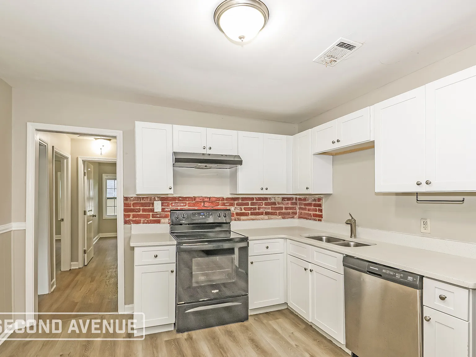 4 bed, 1.5 bath, 1626 sqft, $1,550 — Photo 4