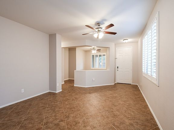 4th image of 37820 N Pagoda Ln