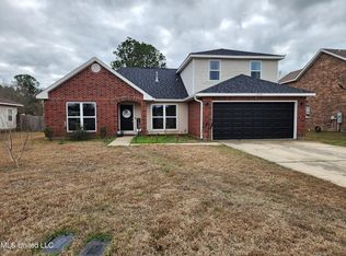 4598 Pinehaven Dr, Ocean Springs, MS 39564