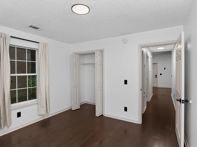 507 Emory Cir #B — Photo 12