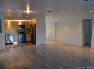 970 NE 127th St, North Miami, FL 33161