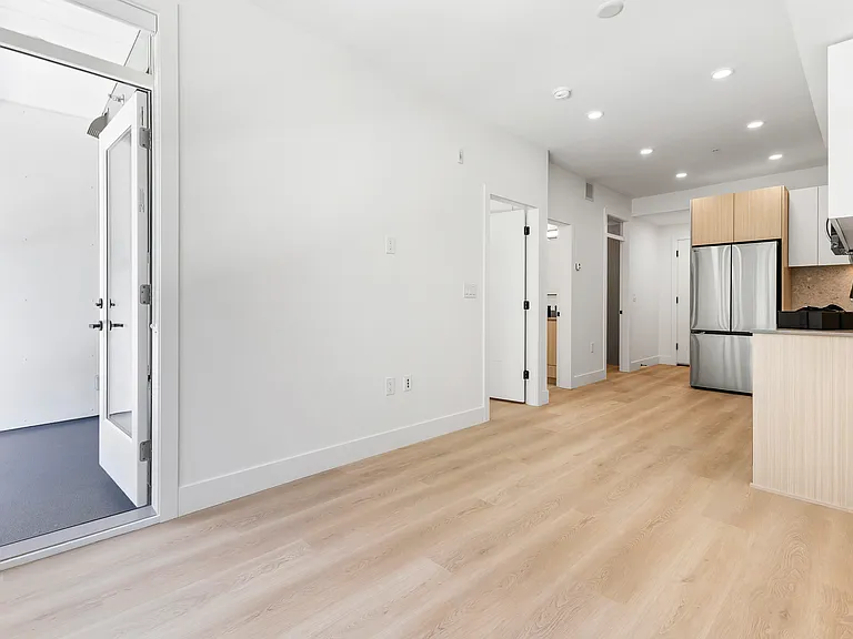 13455 94a Ave #211 — Photo 13