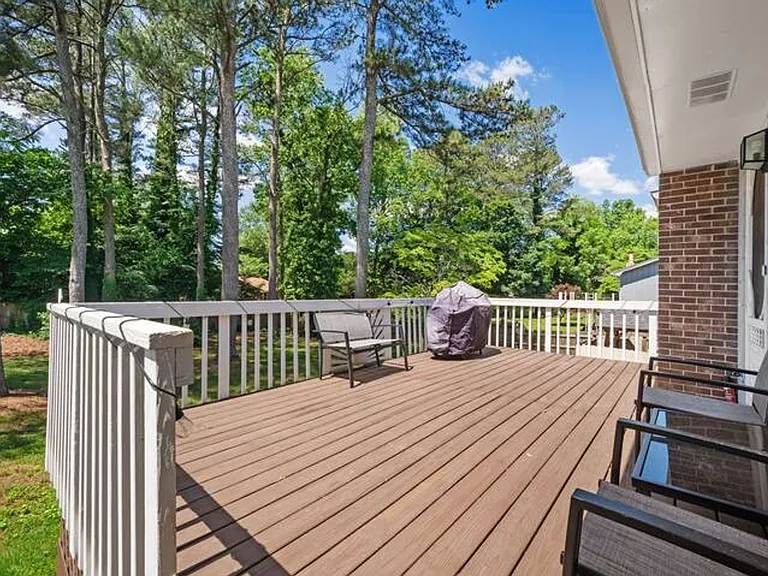 493 Greg Dr SW — Photo 21