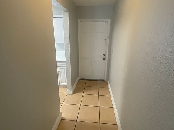 5th image of 4327-4329 Cocoanut Ave