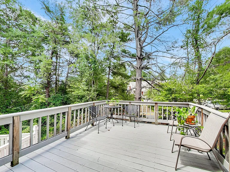 11910 Crosswind Ct — Photo 12