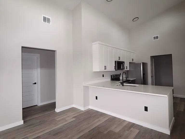3602 Ottawa Dr — Photo 8
