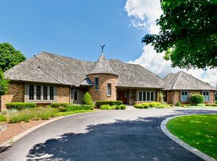 1964 Abbotsford Dr, Inverness, IL 60010