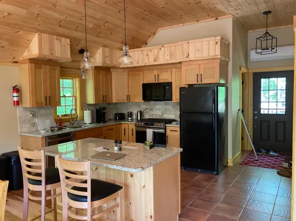 13 S Pinnacle Ridge Rd #1, Waterbury, VT 05676