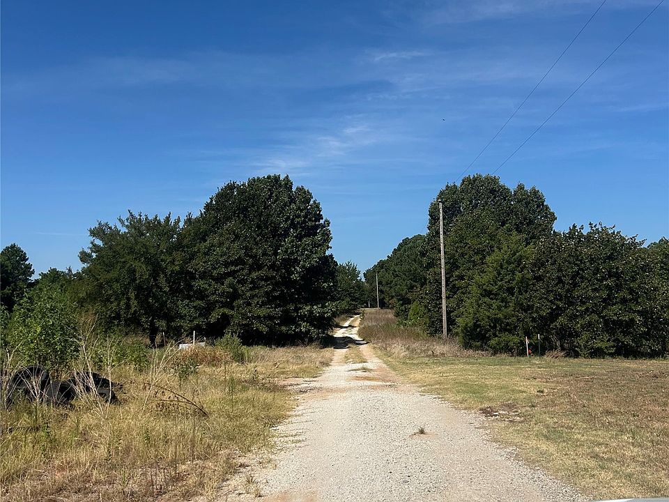 2nd image of Farmer Rd