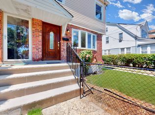 190-35 111th Rd, Saint Albans, NY 11412