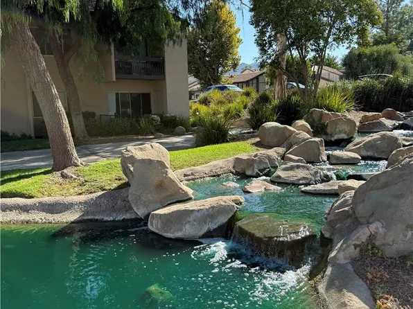 24526 Nicklaus Dr Unit P1, Valencia, CA 91355