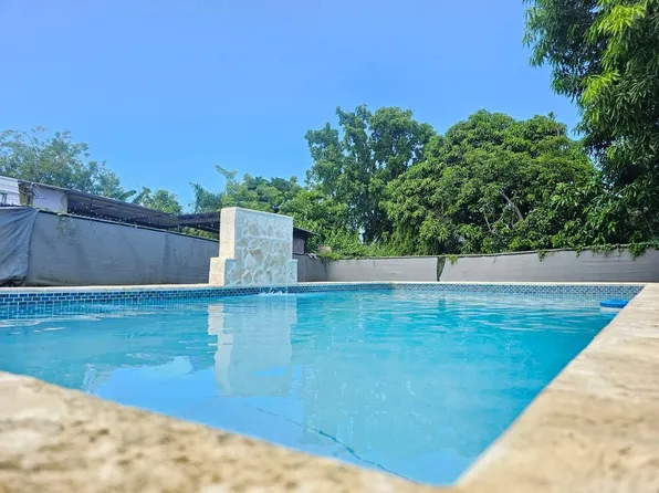 Bo Mora Carr 474 Km #.8, Isabela, PR 00662